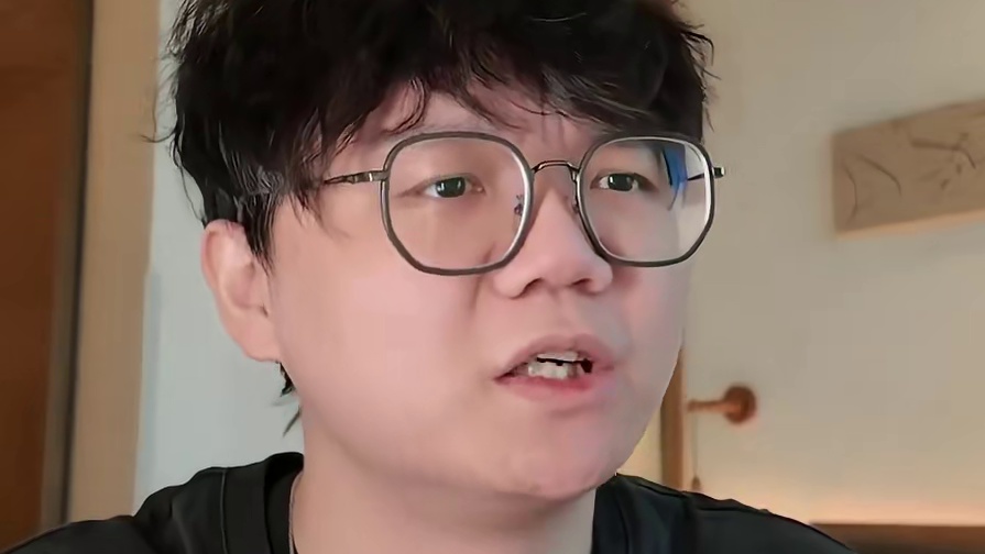 【段子】太好了周年庆送双五星！什么叫要是送六星就好了？ #明日方舟 #明日方舟六周年 #一人分饰多角