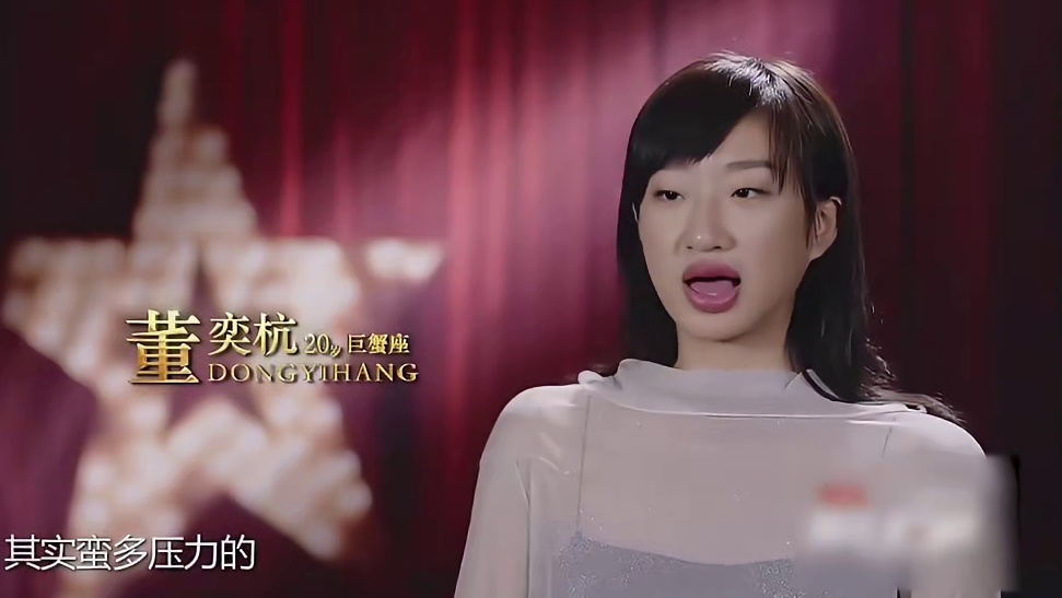 时尚圈的审美这么阴间？超模拍摄时尚大片风格诡异！