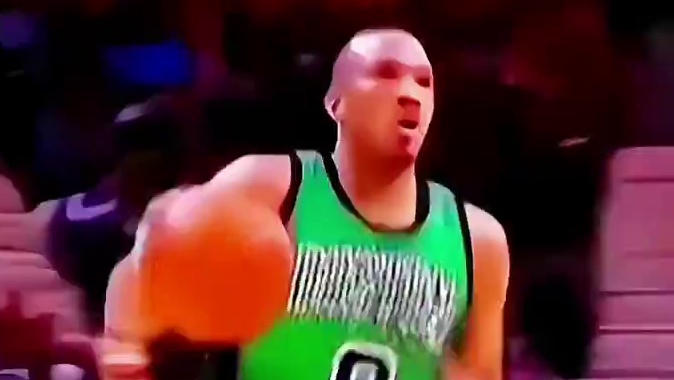 詹姆斯：你先跑，我拍马就赶到