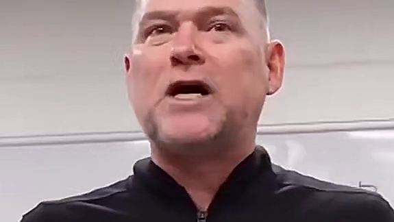 掘金马龙：欧文的绝杀我没意见，本来我想叫暂停的