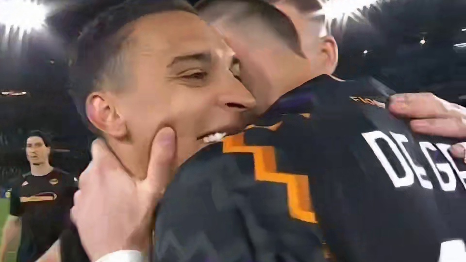 被圆神轰入世界波！