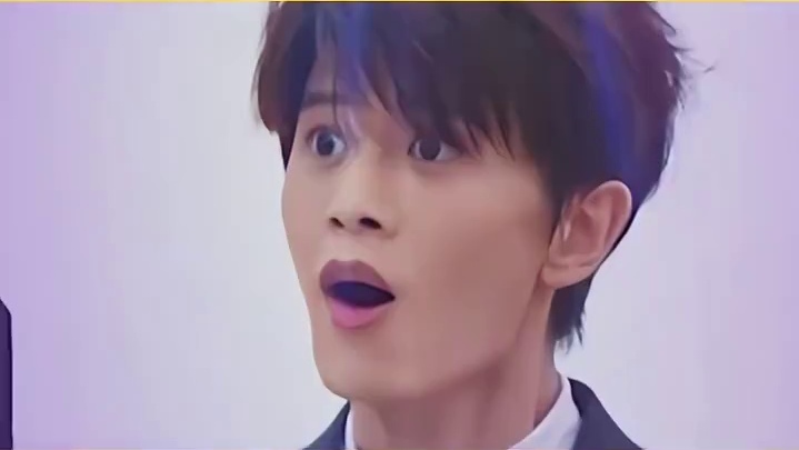 高瀚宇口吞两个鸡蛋，惊呆旁边的任嘉伦