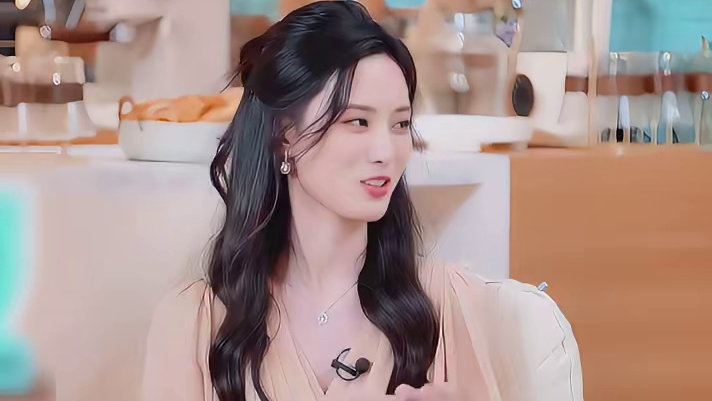 黄子韬带上妆发内娱的天亮了