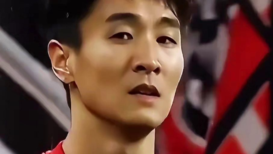 韦世豪赵伯攻守相当#足球#