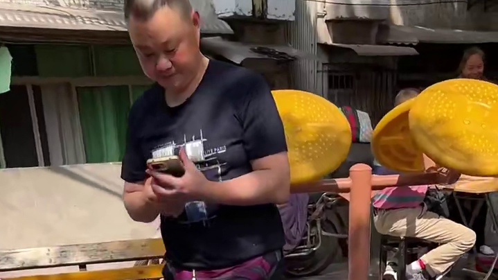 不愧是小学生爱的校门口火鸡面，我也爱！