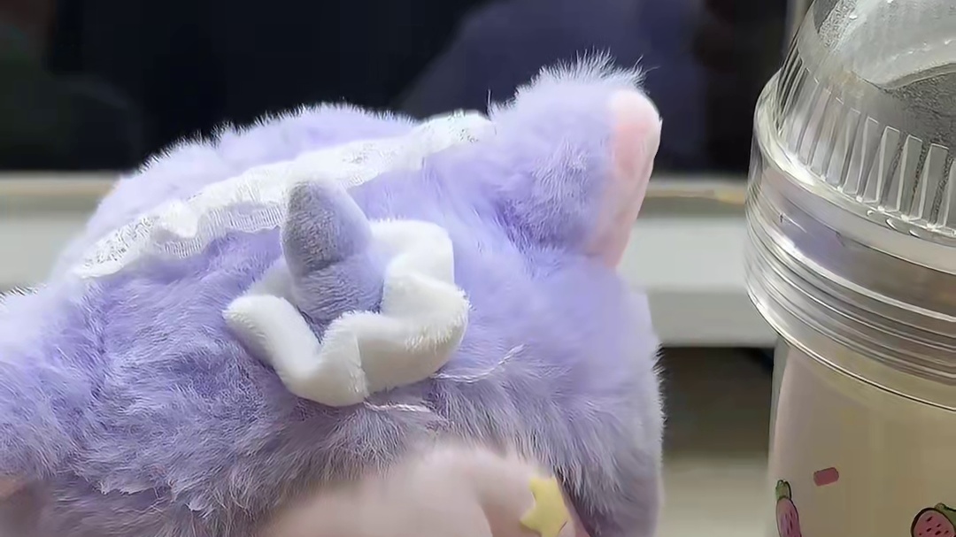 校园vlog｜放纵餐后控制饮食一天吃什么 早餐：水煮蛋
午餐：鸡腿饭
晚餐：芭乐+碱水球
#日常vl