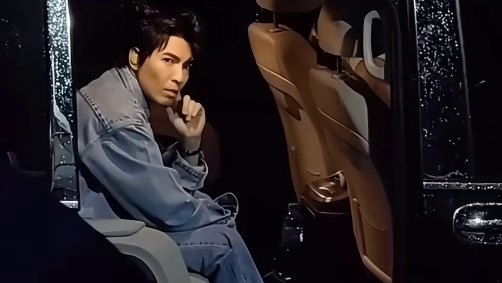 这么难立的人设硬是立住了 #萧敬腾#雨神#枣庄音乐节 #娱乐评论大赏