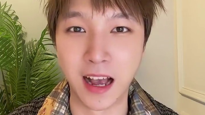 中国车圈六大奇迹!这台 15 年卖 400 万的神车把合资品牌逼到墙角?#世界家轿中国帝豪#跟着全球