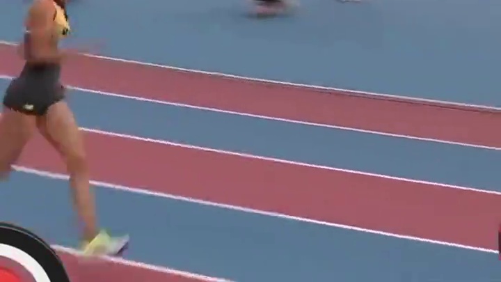 径赛大满贯迈阿密站长跨组女子400米麦克劳克林49.69 #田径#田径比赛 #跨栏 #短跑