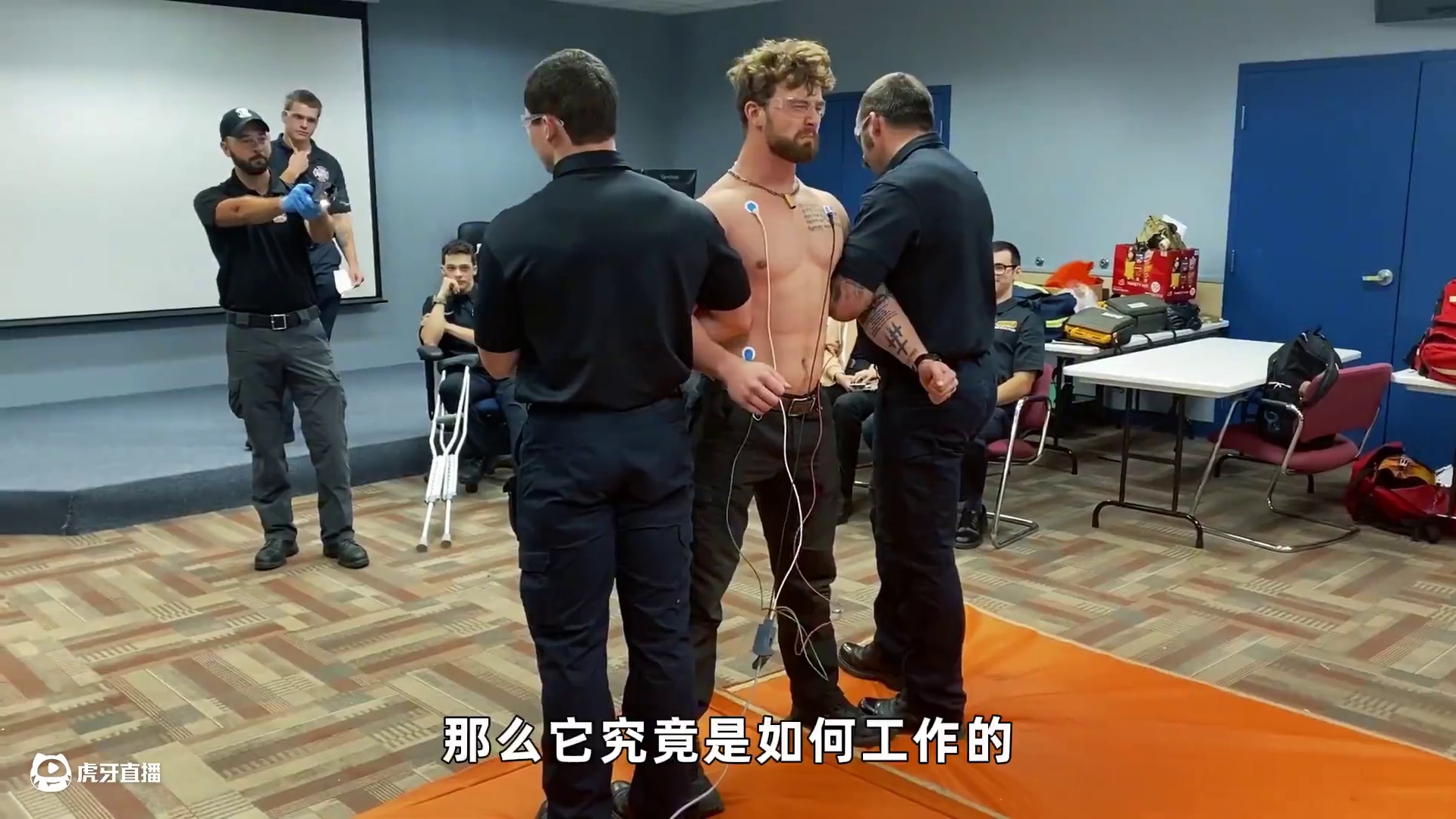 不用子弹的枪，为什么也能轻松制服歹徒？泰瑟枪的工作原理 #科普 #涨知识 #枪 #泰瑟枪 #物理