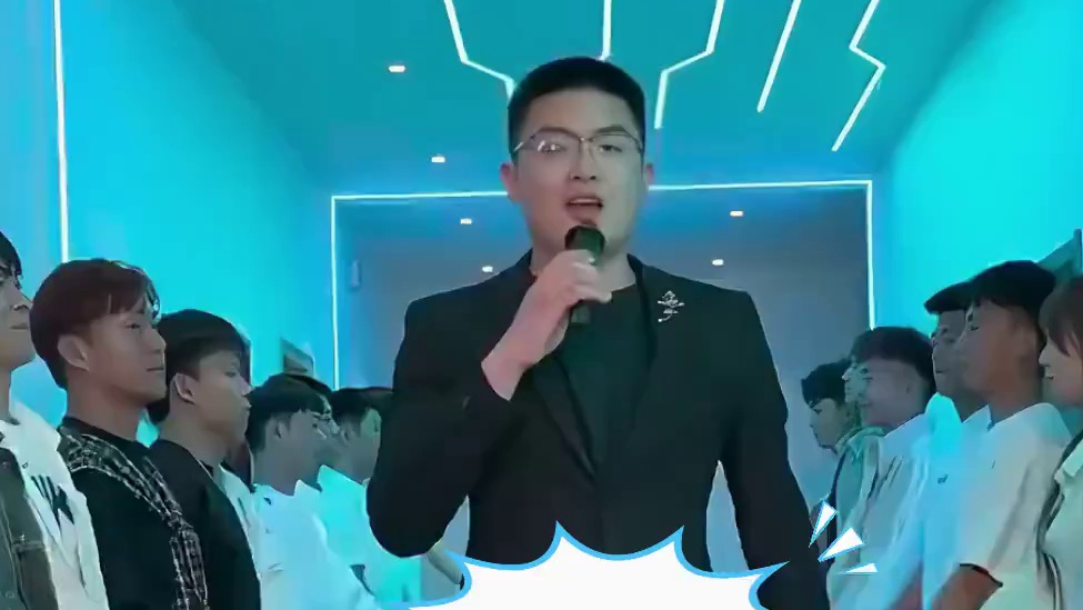 上半身柳絮拂风，下半身脚踩电门，镜头扫过陈都灵腰部以下，原谅我笑出鹅叫#陈都灵 #邓超 #杨紫 #娱