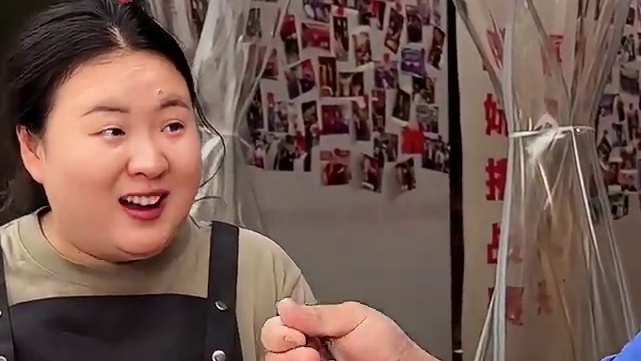 谁懂黄冈密卷对小学生初中生的杀伤力有多大！#妈呀太香了 #太香了 #嘎嘎好吃 #黄冈密卷