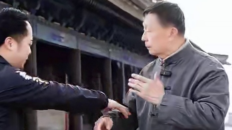 以刚破势，以暗制敌 螳螂拳截击中的刚劲与暗劲#内家拳 #螳螂拳 #六合螳螂拳 #防身术 #防身术