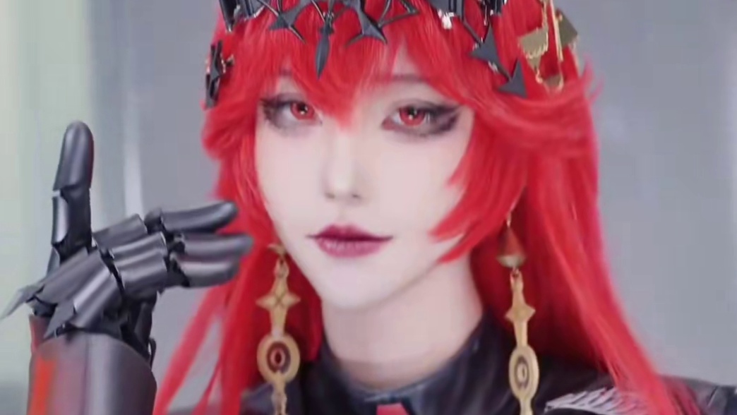 #战双帕弥什 #末路燎原 #五一广州萤火虫 
萤火虫动漫游戏嘉年华 | 作战影像③
“指挥官，我的指