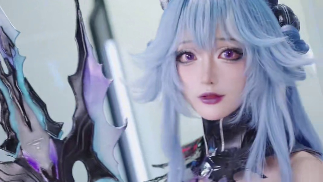 #战双帕弥什 #末路燎原 #五一广州萤火虫 萤火虫动漫游戏嘉年华 | 作战影像②
“你在找我，灰鸦的