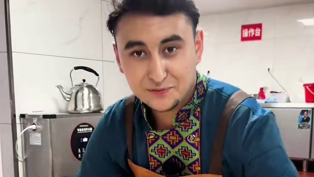 太原真的有好吃的新疆拌面了，连阿克西都是从新疆过来的#太原探店达人 #太原小明哥