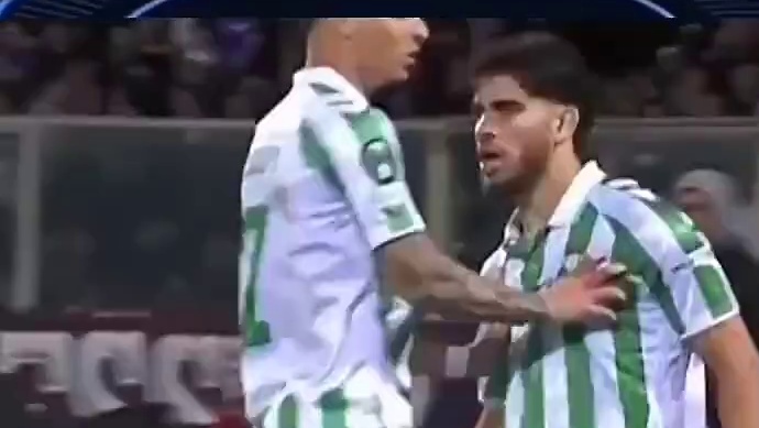 贝蒂斯:  大脚拍红，后悔当初没直接买断