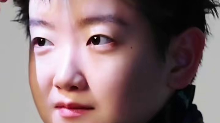 孙颖莎时尚大片，轻松驾驭各种风格