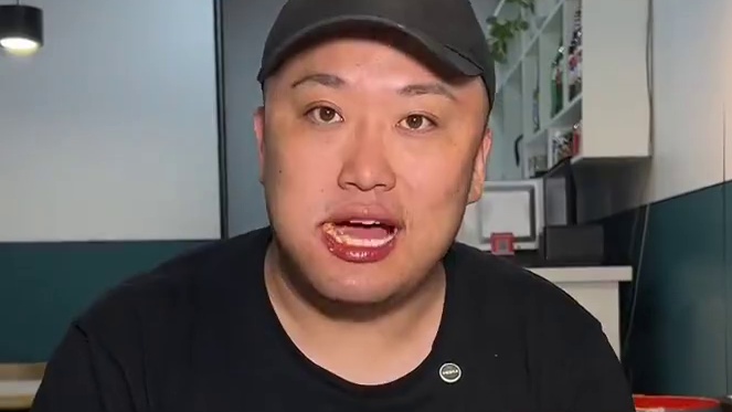 牛冲天麻辣香锅涮牛肚~