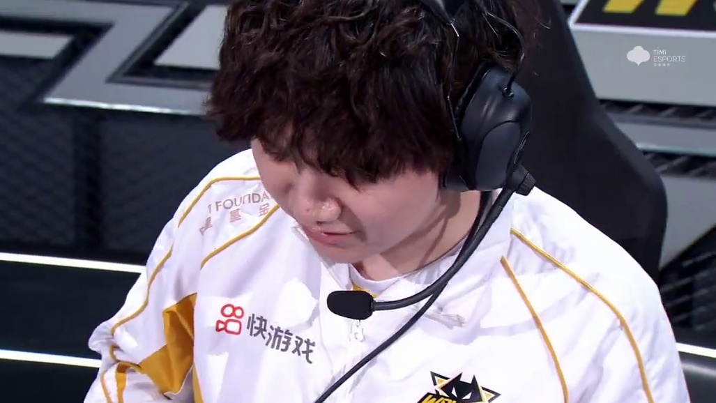 【2025S联赛春季赛季后赛】第一周第四日第二场2V竞速赛
RW vs 狼队
第九局：反向亚特兰蒂斯