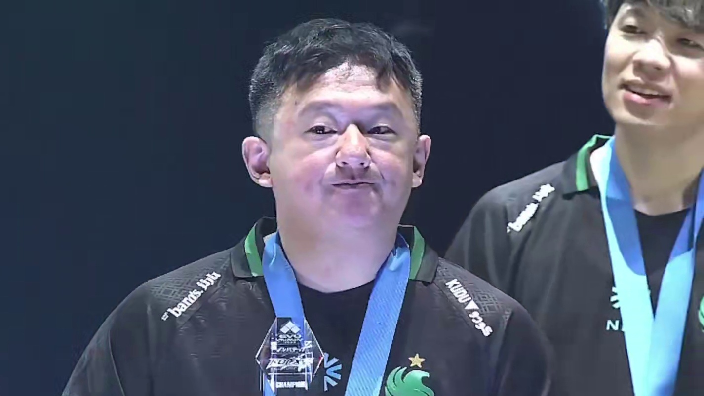 ET大表哥夺冠感言！2025日本EVO拳皇15颁奖礼