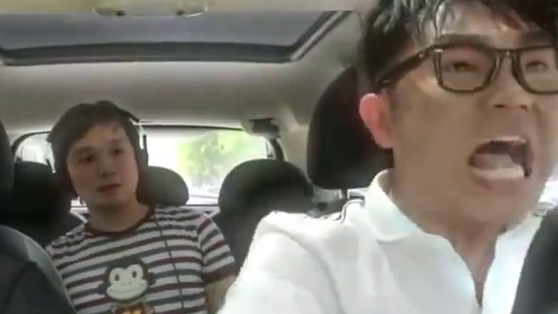 苕萝卜终于被武汉司机调教成了超雄萝卜 #萝卜快跑  #武汉  #交通  #苕萝卜