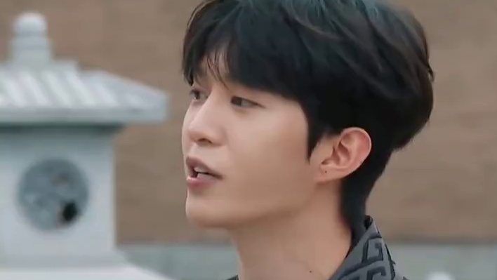 奔跑吧：奔跑吧NPC的专业素养，真的很难不笑场！ #奔跑吧9 #沙溢 #范丞丞