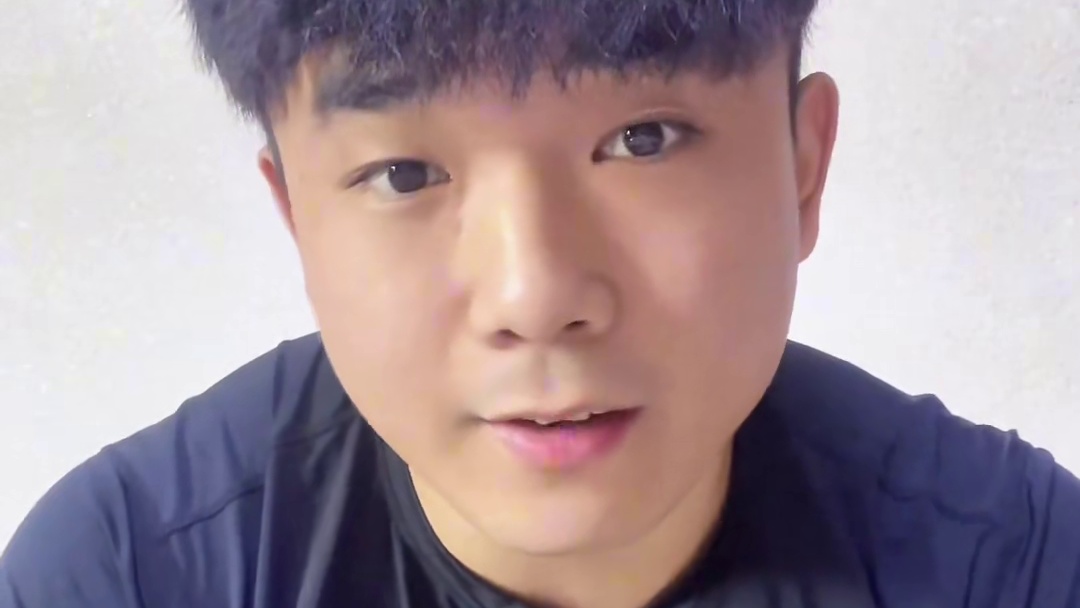 维塔利零封托德！黑子说话！ 有一说一这个状态真干不了勒万！#东西方对抗赛 #手臂摔跤 #冠军 #铁腕