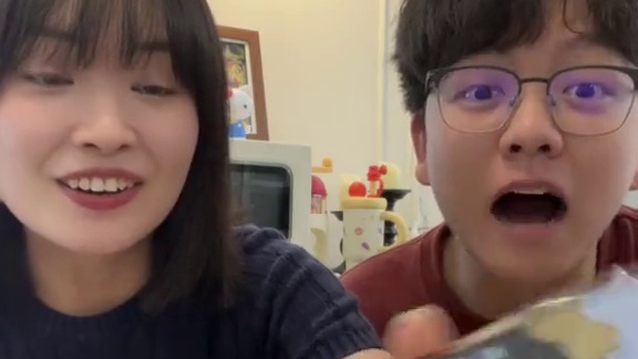 摇到几好像都不太影响他发挥啊… #情侣日常 #东方树叶#好喝的茶饮料 #开瓶东方树叶赢666