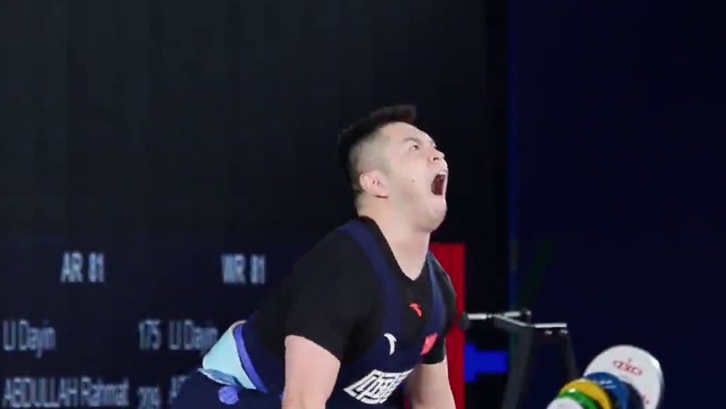 #2025亚洲举重锦标赛 男子81公斤级决赛，中国选手罗崇阳以抓举162公斤，挺举200公斤，总成绩