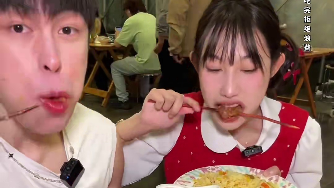 情侣超长沉浸式干饭vlog～与吴半饱超级大对决看看谁能赢#情侣  #vlog日常 #沉浸式干饭 #妈