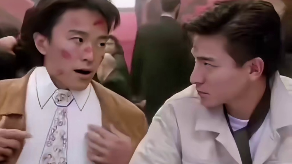 星爷那些无厘头的桥段真的让人好爱~