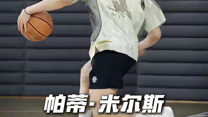 优点是打球厉害，缺点是不打球..