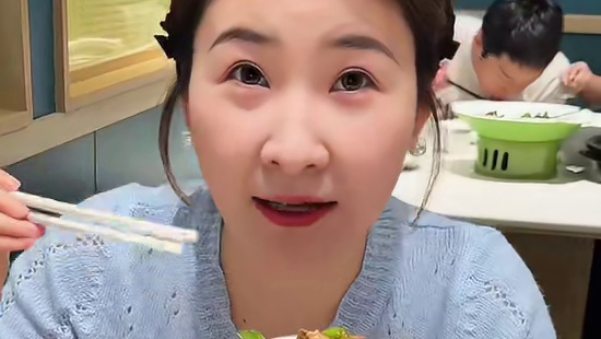 来长沙必吃湘菜头部品牌绿草地！真的不算白来！巨好吃还便宜！#长沙美食 #绿草地 #湘菜 #心动帮餐厅