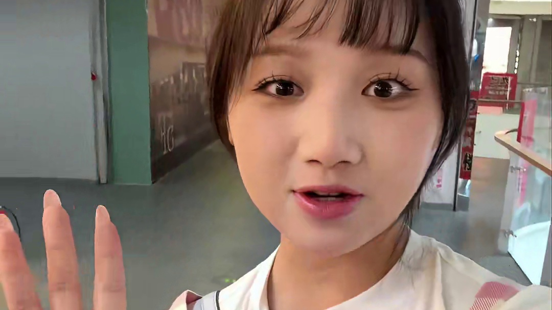 一个人在南昌爽吃旋转火锅自助～ #热辣江西 #南昌必吃 #童歌自助小火锅 #当代大学生是如何把自助餐