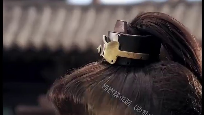 #傻子女儿竟是剑仙