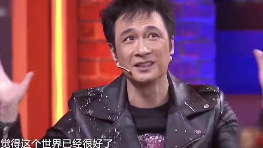 1982年#吴镇宇  与梁朝伟、周星驰一同出道于第11期无线电视艺员训练班，等待着他的是一个又一个的