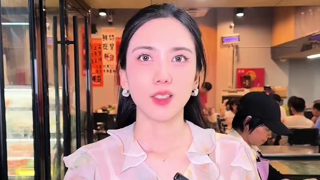 一年不到就从一家小店开成了一家大店，当然是因为味道可以啊～东北烧烤果然还是有点东西#江西吉安 #东北