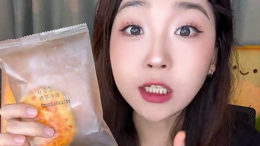 哥本你是真的没有瓶颈期啊！真全麦肉松卷！竟然做的这么湿润好吃！！！哇塞，忍不住为你框框撞大墙！#全麦