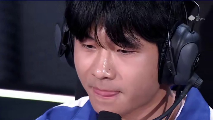 【2025S联赛春季赛季后赛】第二周第三日第一场2V抢七赛
RW vs eStar
第十一局：特洛伊