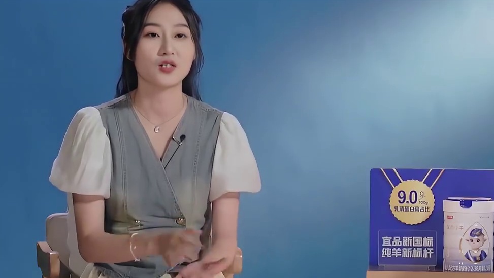 妈妈独自带三个孩子情绪奔溃，爸爸不帮忙反而还冷嘲热讽