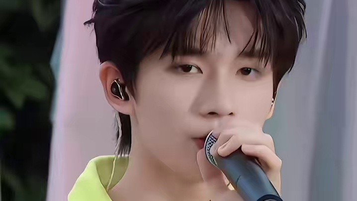 这个回忆滤镜，循环歌单系列又要增加一首了#余宇涵滤镜  #好歌分享官  #余宇涵新歌滤镜