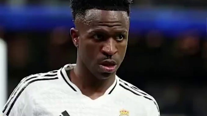 限制了维尼修斯的发挥，不是很好啊