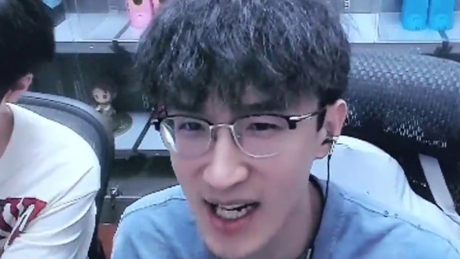 手游爱玩喜欢玩！玩一辈子！ 