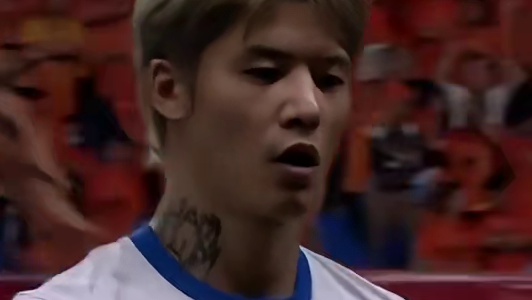 遗憾啊...泰山反击绝佳机会，陈蒲单刀面对门将，却... 下