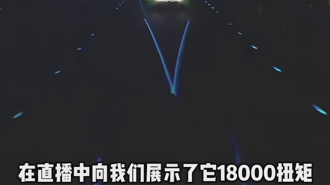 不敢想象开着这辆车在路上驰骋该有多爽