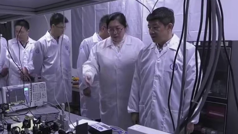 有网友问 从哪个方面能看出科学家的重要性