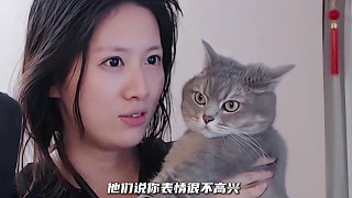 親一口，就親一口！#貓咪的迷惑行為 #游戲日常 #豬豬小悠