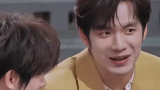 丁程鑫高情商提问王安宇