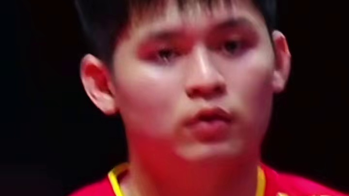 4-0火速横扫对手，林诗栋晋级男单32强